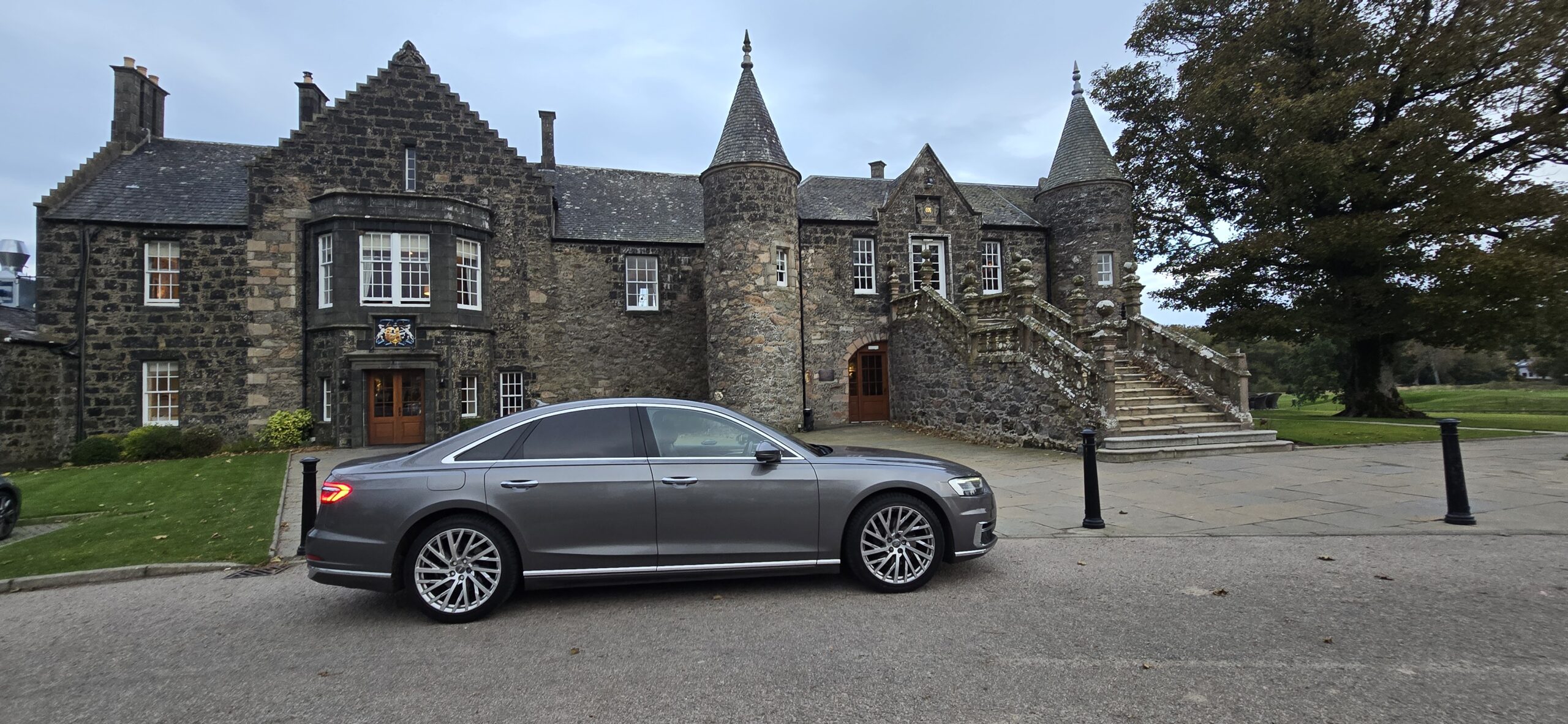 VIP Transfer Service in Edinburgh